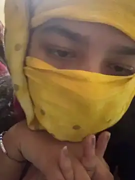 Snapshot of crazy111girl chatting on September 18, 10:50 am crazy111girl online show from September 18, 10:50 am