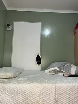 Sexy blackwoman online show from July 10, 6:32 pm