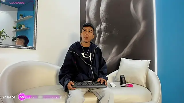 ender h0t online show from November 12, 1:55 pm