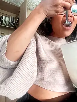 BiiancaEstradaa online show from February 8, 9:51 pm