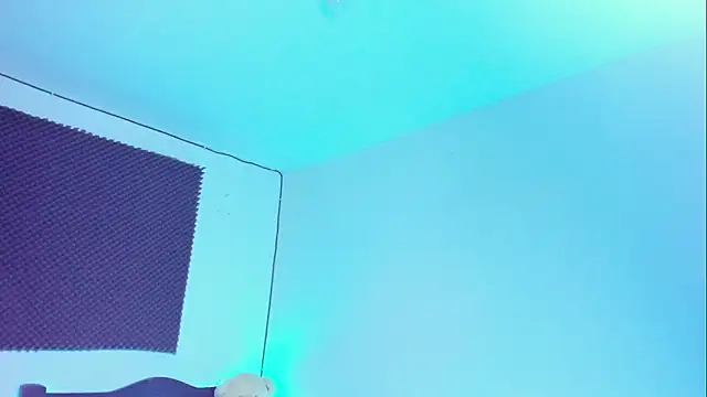 Snapshot of Ellope_ chatting on November 12, 10:09 pm Ellope online show from November 12, 10:09 pm