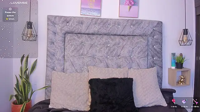 Seraphyne666 online show from October 27, 6:23 pm