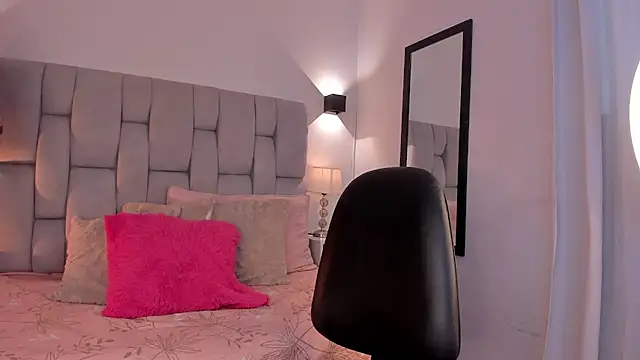 Seraphyne666 online show from February 26, 5:34 pm