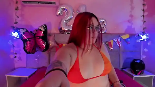 Snapshot of Lushi_Love chatting on June 26, 3:11 am Lushi Love online show from June 26, 3:11 am