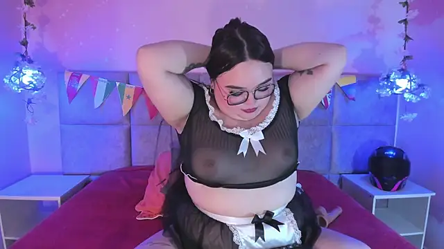 Snapshot of Lushi_Love chatting on July 15, 3:01 am Lushi Love online show from July 15, 3:01 am