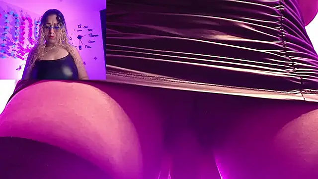 Snapshot of Skarleth_Diaz chatting on September 9, 3:06 am Skarleth Diaz online show from September 9, 3:06 am