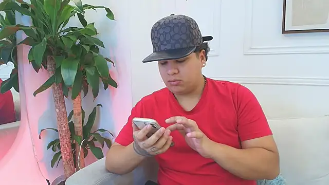 Naim Bennetsex online show from December 5, 6:37 pm