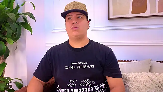 Naim Bennetsex online show from May 12, 6:38 pm
