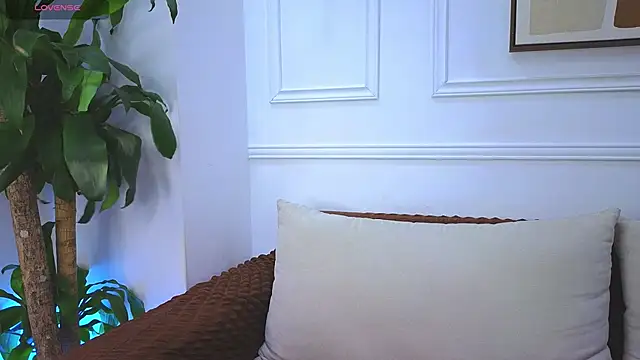 Naim Bennetsex online show from May 30, 6:38 pm
