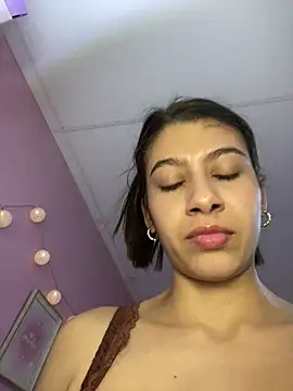 Lenapink19 online show from May 6, 10:26 pm