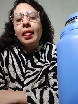 Snapshot of marmary84 chatting on June 22, 10:51 pm marmary84 online show from June 22, 10:51 pm