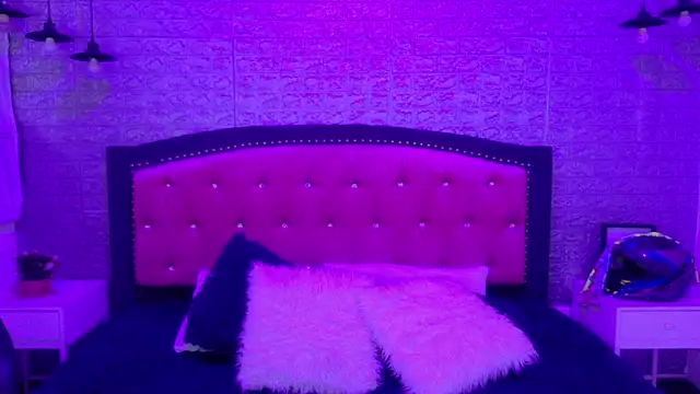 Natalie loffreda online show from March 10, 3:11 am