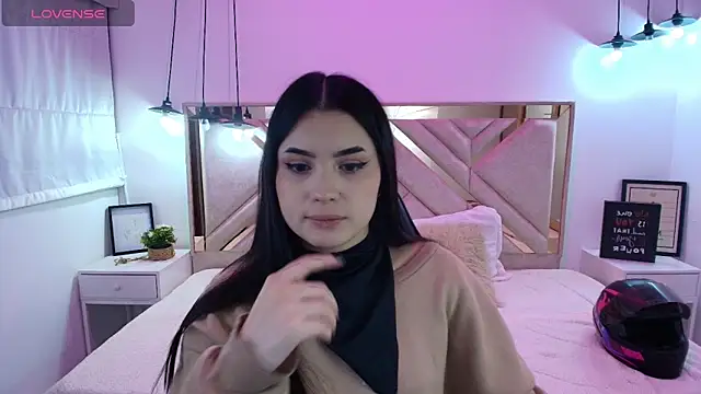 Natalie loffreda online show from June 12, 7:46 pm
