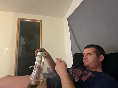 Snapshot of cumitted chatting on November 18, 1:55 am cumitted online show from November 18, 1:55 am