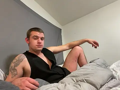 Snapshot of cumitted chatting on November 23, 10:04 am cumitted online show from November 23, 10:04 am