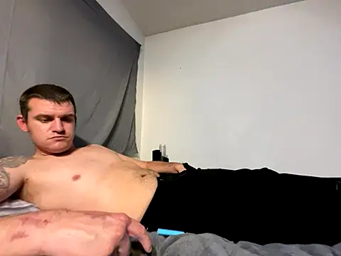 Snapshot of cumitted chatting on November 29, 9:45 am cumitted online show from November 29, 9:45 am