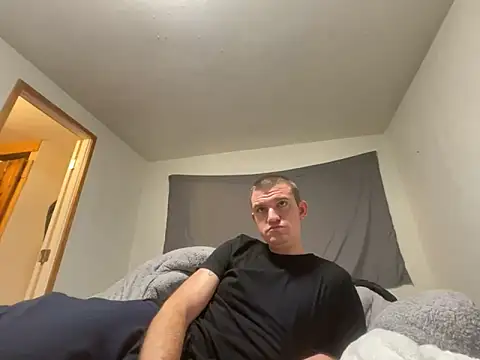 Snapshot of cumitted chatting on December 16, 11:37 am cumitted online show from December 16, 11:37 am