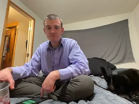 Snapshot of cumitted chatting on December 19, 6:20 am cumitted online show from December 19, 6:20 am