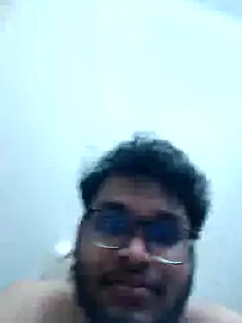 Snapshot of dream32222 chatting on May 5, 12:13 pm dream32222 online show from May 5, 12:13 pm