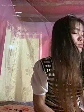 PhanHaa online show from December 22, 1:19 pm