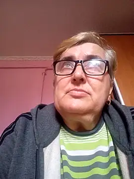 Sonya51561 online show from December 3, 9:40 am