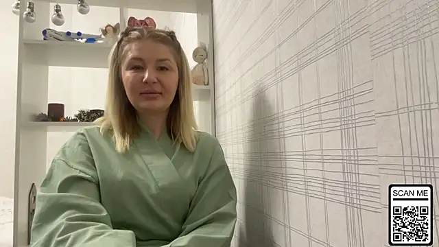 Blondie xoxoxo online show from December 16, 8:41 am