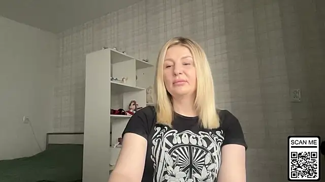 Blondie xoxoxo online show from February 19, 10:33 am