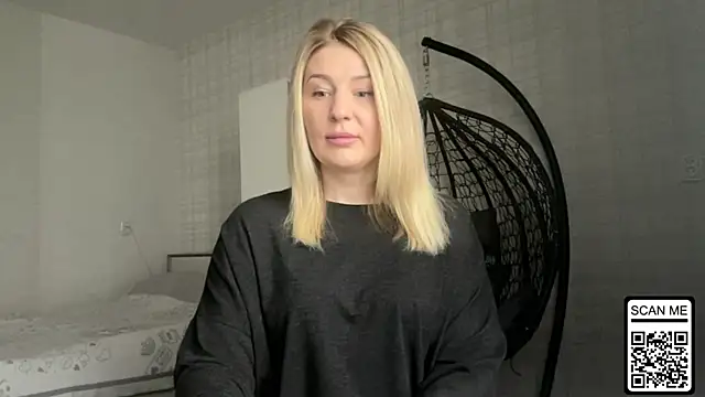 Blondie xoxoxo online show from March 29, 10:26 am