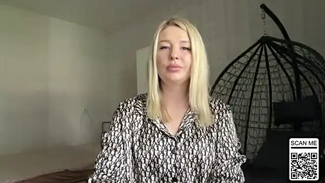 Blondie xoxoxo online show from June 17, 8:39 am