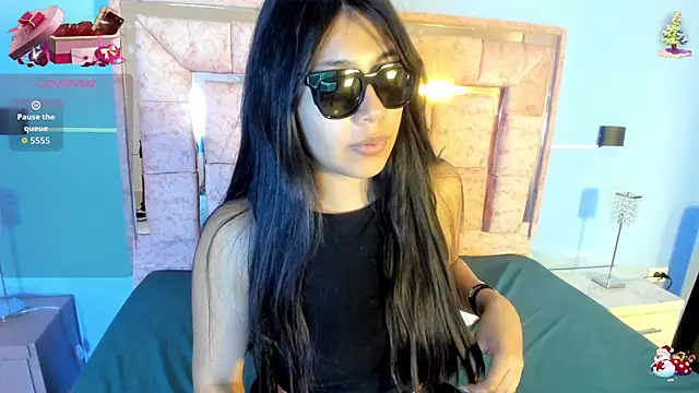 LICKY LOV online show from February 18, 3:24 am