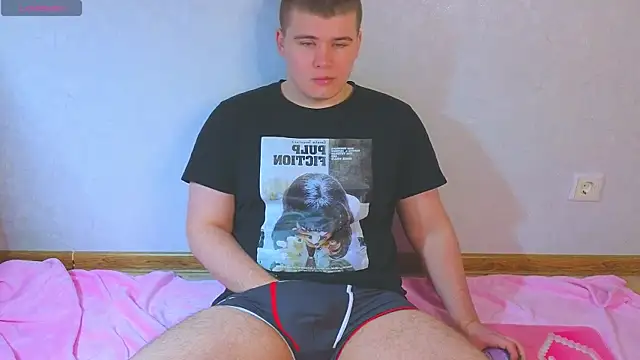 kittenmurr online show from March 13, 4:08 am