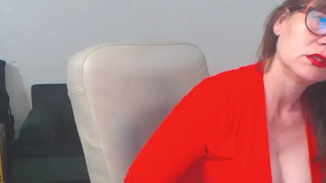 SpicyMistresss online show from April 22, 6:20 pm