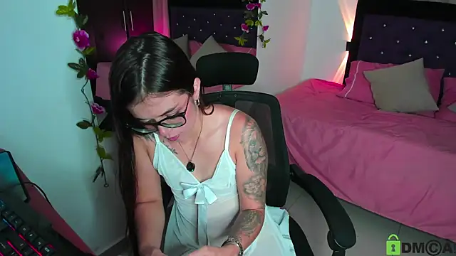 Snapshot of Cutegirl_gh chatting on September 9, 3:39 am Cutegirl gh online show from September 9, 3:39 am