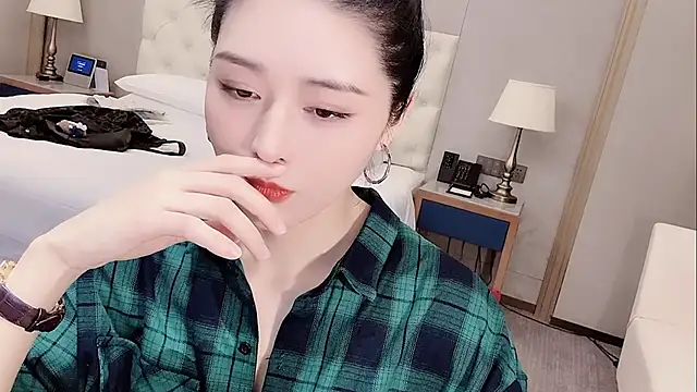 Snapshot of Ianxuan chatting on October 31, 3:51 am Ianxuan online show from October 31, 3:51 am