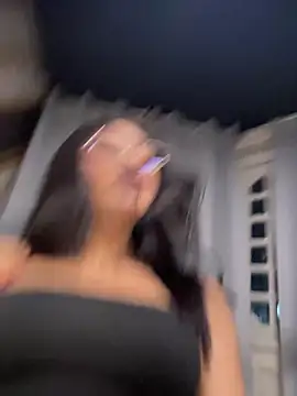 Snapshot of jenn_fit chatting on January 17, 4:17 am jenn fit online show from January 17, 4:17 am