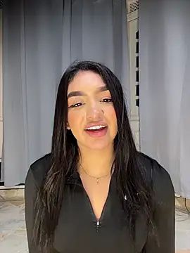 Snapshot of jenn_fit chatting on February 3, 6:40 am jenn fit online show from February 3, 6:40 am