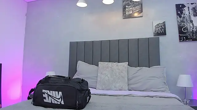 violet and myers online show from October 30, 11:11 am