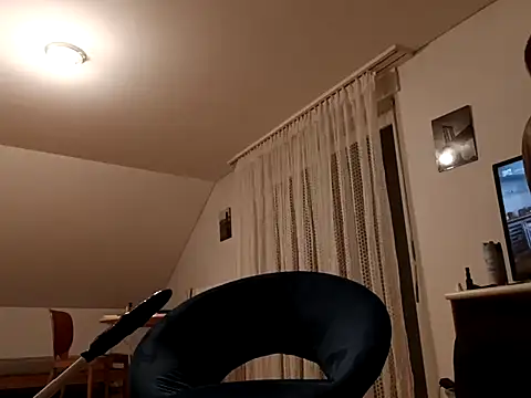 bolo1984 online show from October 31, 6:31 pm