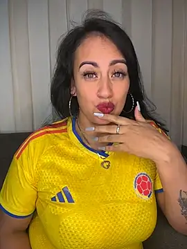  ruby manrique  online show from June 18, 2:12 am