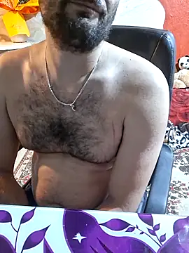 Snapshot of qSensi chatting on December 18, 2:17 am qSensi online show from December 18, 2:17 am