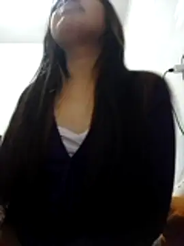Snapshot of EdithGame chatting on April 13, 6:30 am EdithGame online show from April 13, 6:30 am