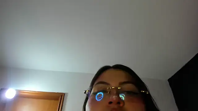 Tessa Sinclaire online show from June 26, 8:24 pm