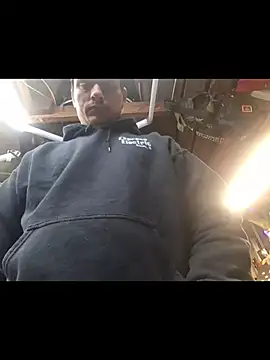 twistafatpipe online show from May 2, 5:23 am