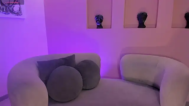 AyshelBrown online show from January 17, 4:17 am