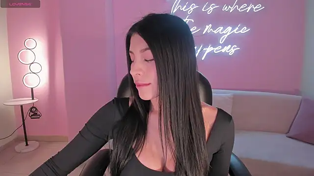 MaddisonTaylor1 online show from May 3, 5:19 pm
