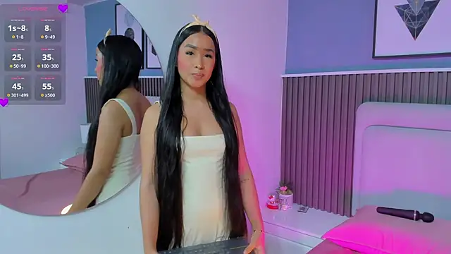 Snapshot of lily__star chatting on October 29, 3:31 am lily star online show from October 29, 3:31 am