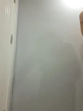 Snapshot of mehmet130904 chatting on February 9, 6:01 pm mehmet130904 online show from February 9, 6:01 pm