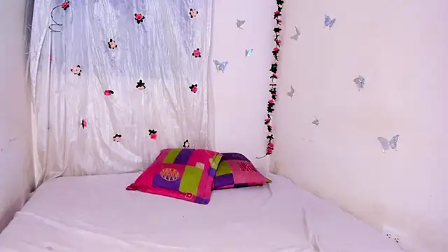 EVELYNN LUXX online show from July 22, 12:46 am