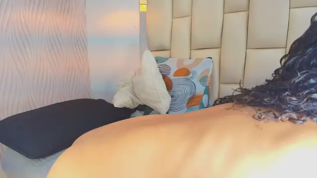 Snapshot of Vero_Temptation chatting on November 27, 12:07 pm Vero Temptation online show from November 27, 12:07 pm