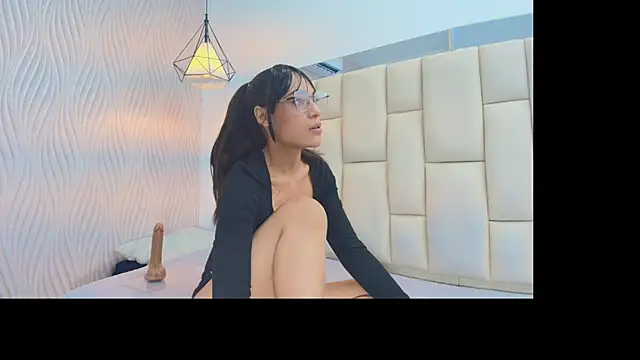 Snapshot of Vero_Temptation chatting on December 16, 12:32 pm Vero Temptation online show from December 16, 12:32 pm